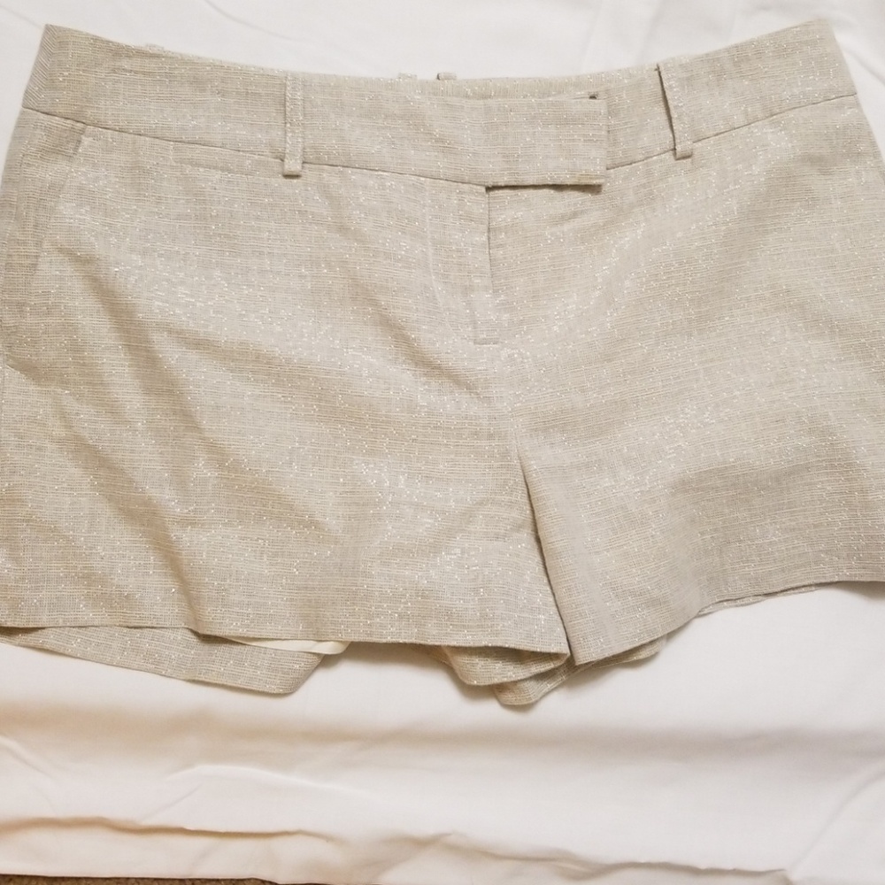 Linen shorts